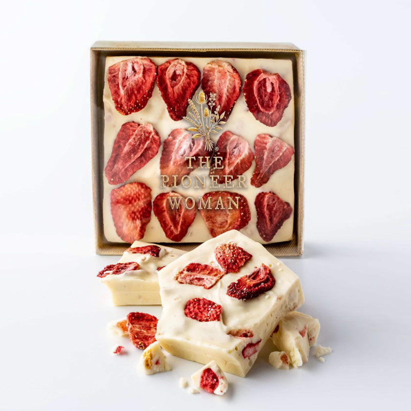 The Pioneer Woman - Strawberry Cheesecake Bark - 4oz